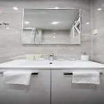 Hotel 4 In 4*