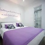 4 In Hotel 4*